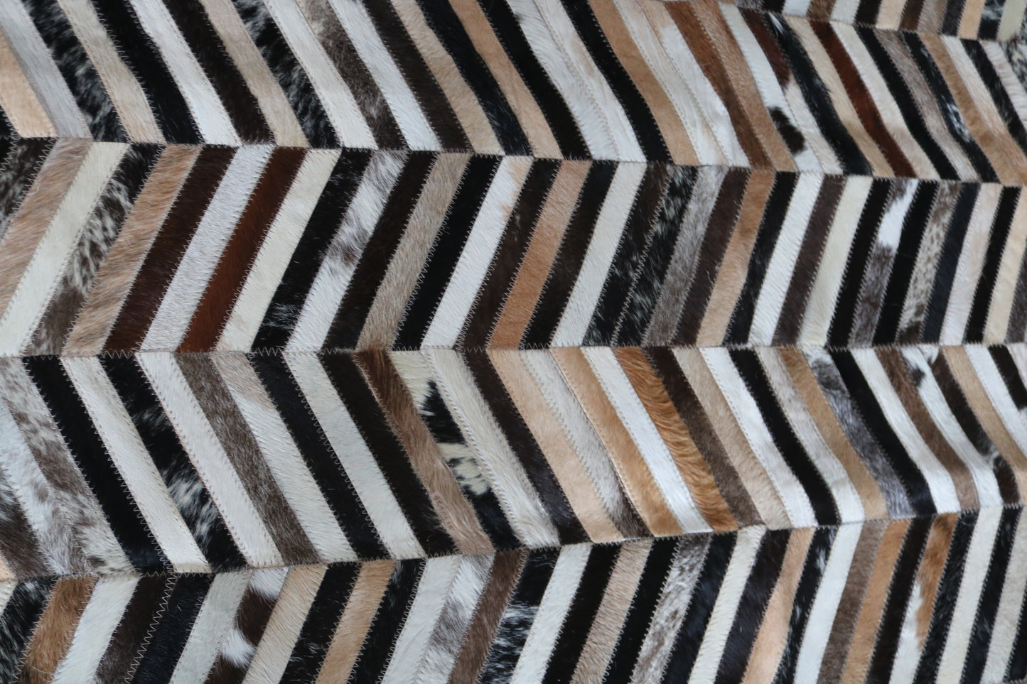 99848 Cowhide rug Patchwork Collection Quebecuir Premium