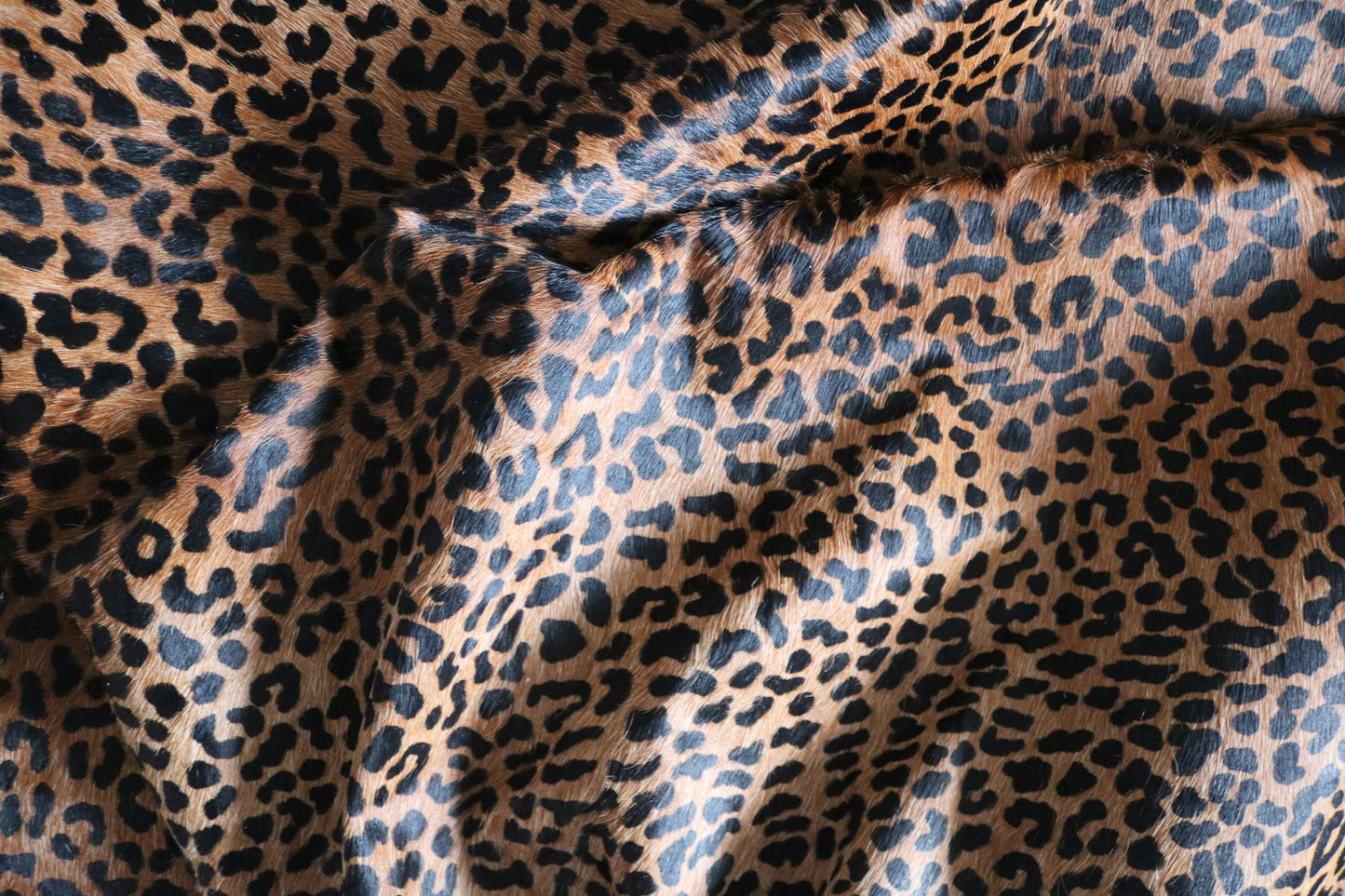 99861 Cowhide rug LEOPARD   Collection Quebecuir Premium