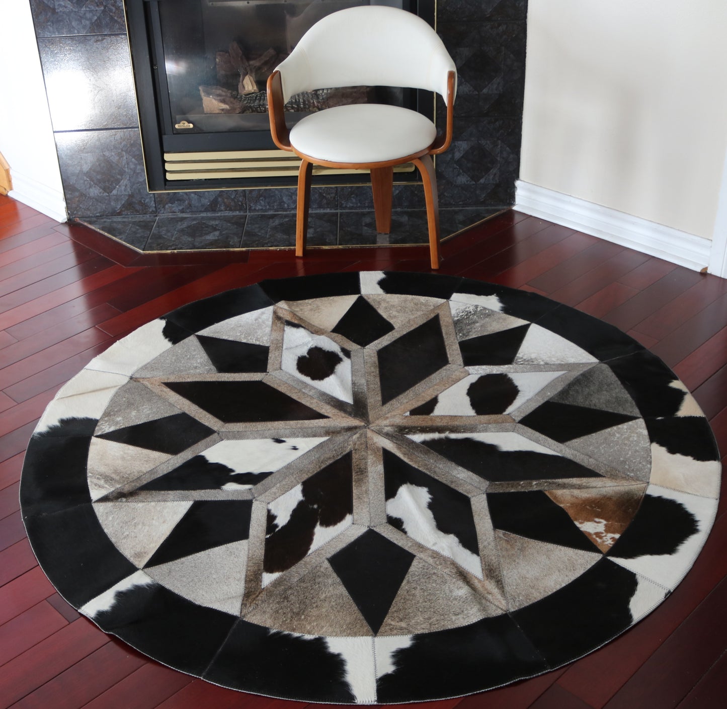 99904 Cowhide rug patchwork Collection Quebecuir Premium MANDALA ROUND XL