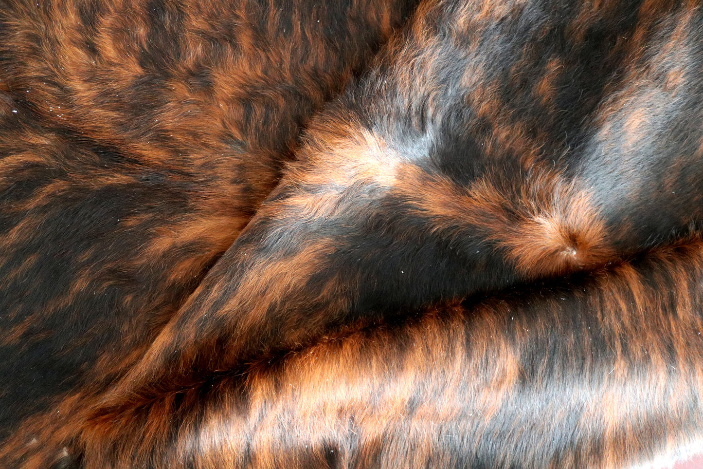 99920 Cowhide rug TRICOLOR    Collection Quebecuir Premium