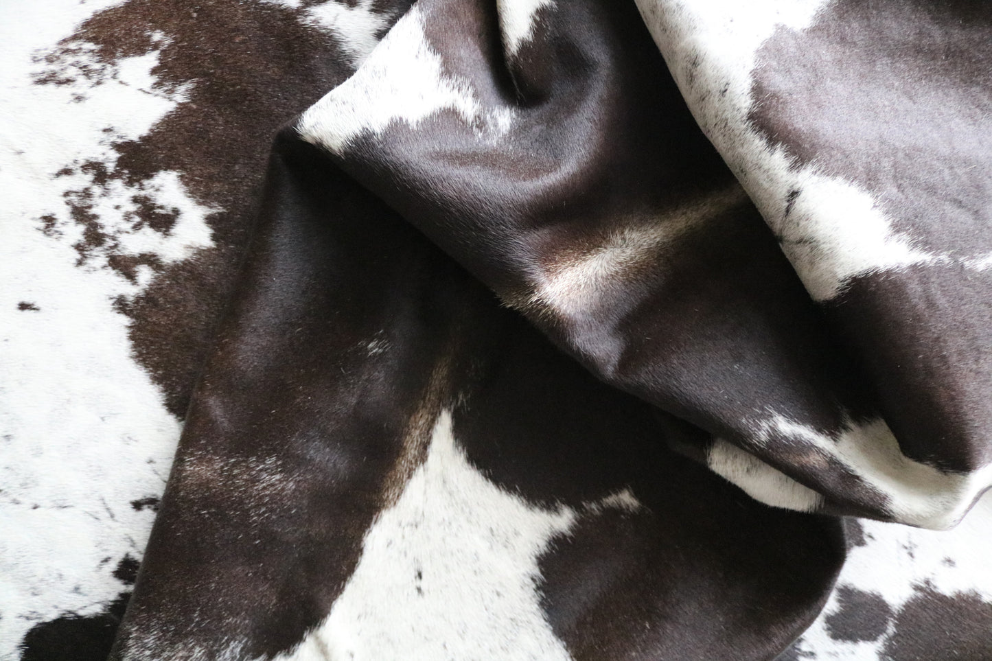 99922  Cowhide rug   Collection Quebecuir Premium