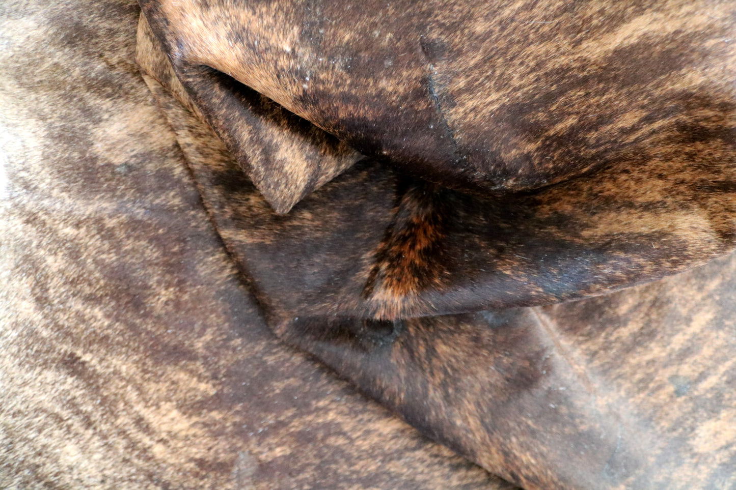 200568 Cowhide rug TRICOLOR Collection Quebecuir Premium