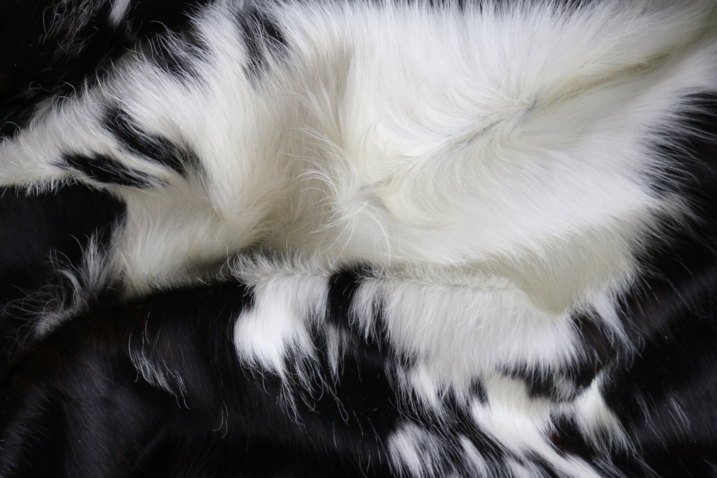 99957 Cowhide rug   Collection Quebecuir Premium