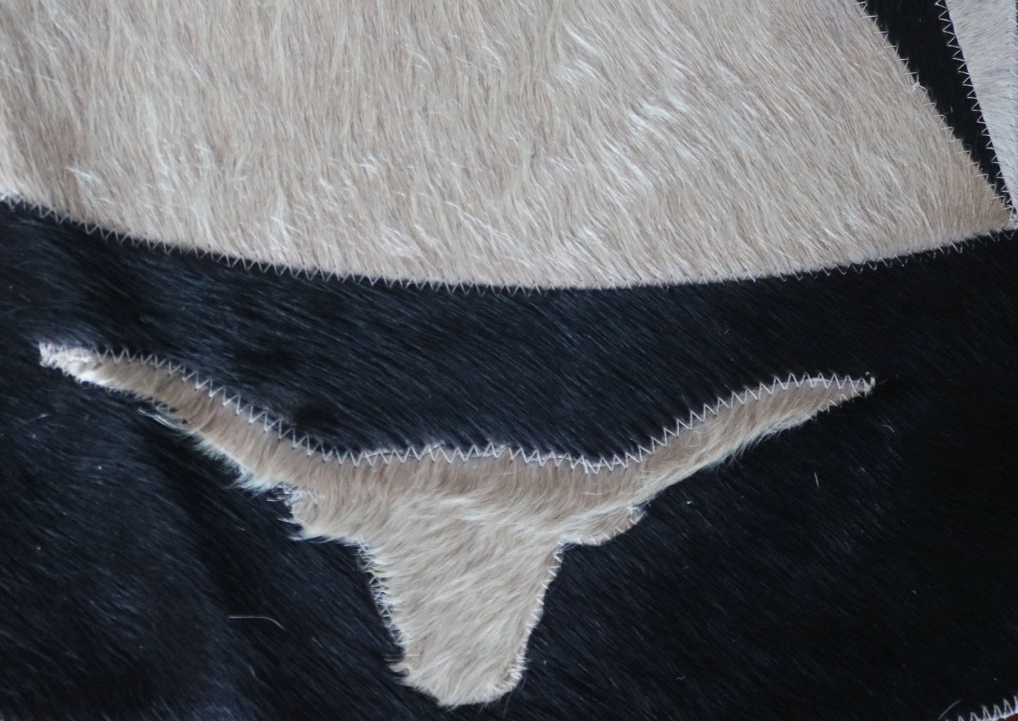 99962 Cowhide rug patchwork Collection Quebecuir Premium MANDALA ROUND  BIG SIZE XXL