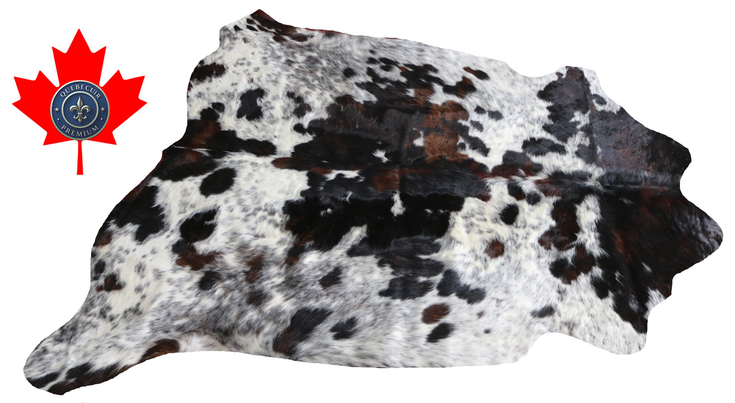 99996  Cowhide rug  TRICOLOR  Collection Quebecuir Premium