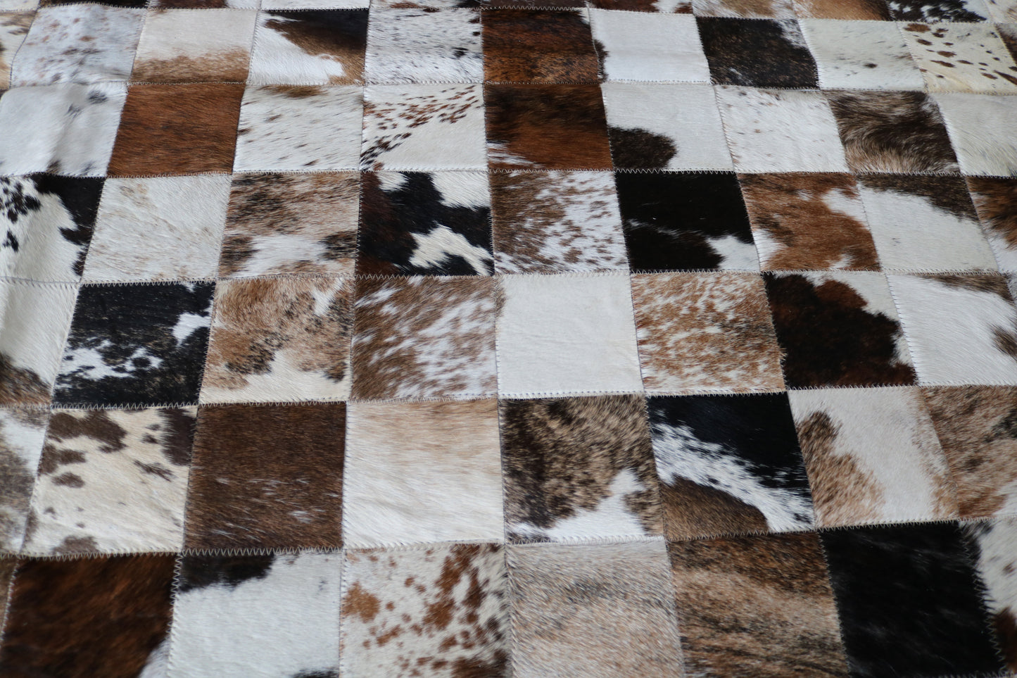 100016 Cowhide rug Patchwork Collection Quebecuir Premium