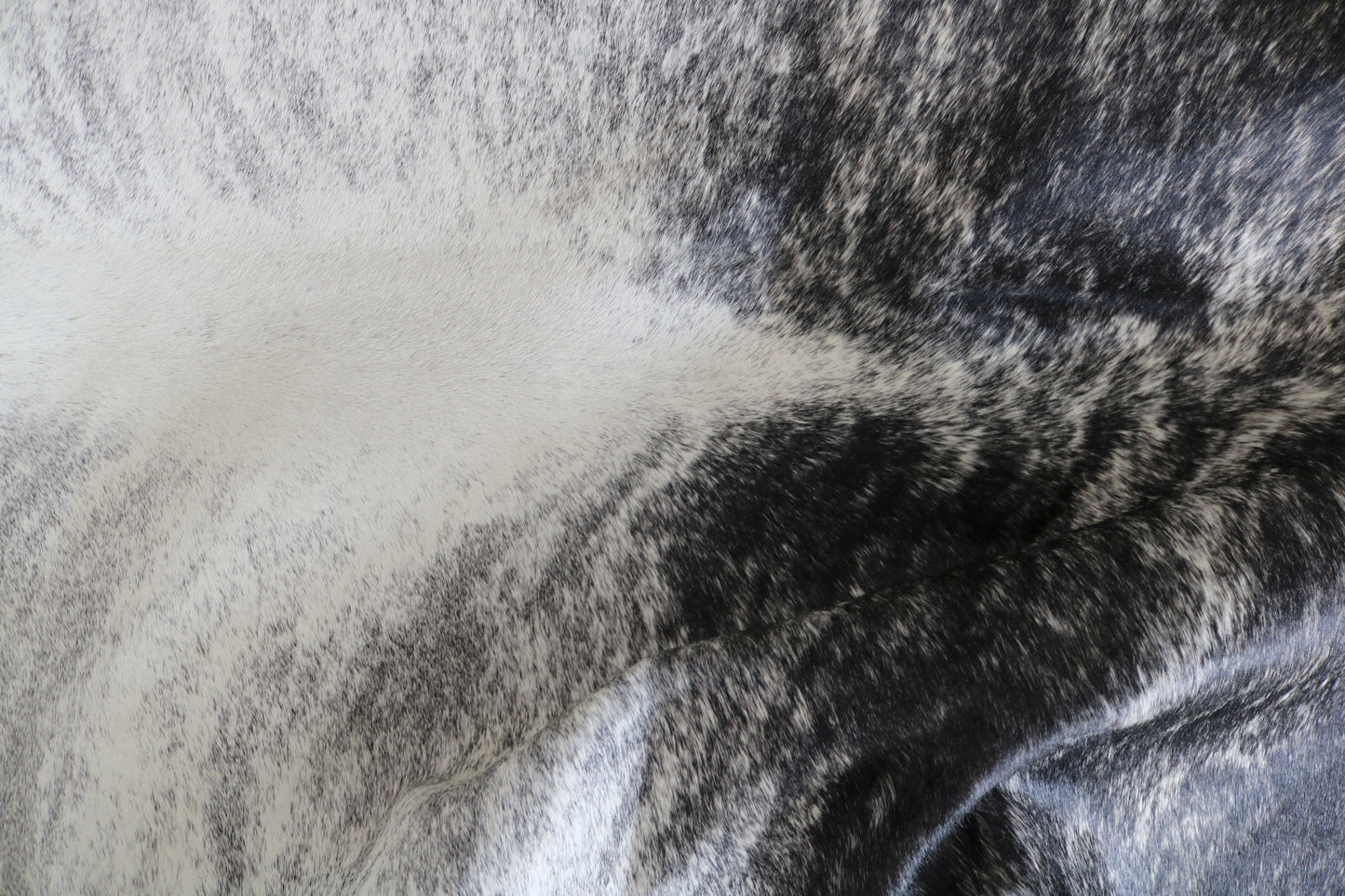 200580 Cowhide rug  Collection Quebecuir Premium