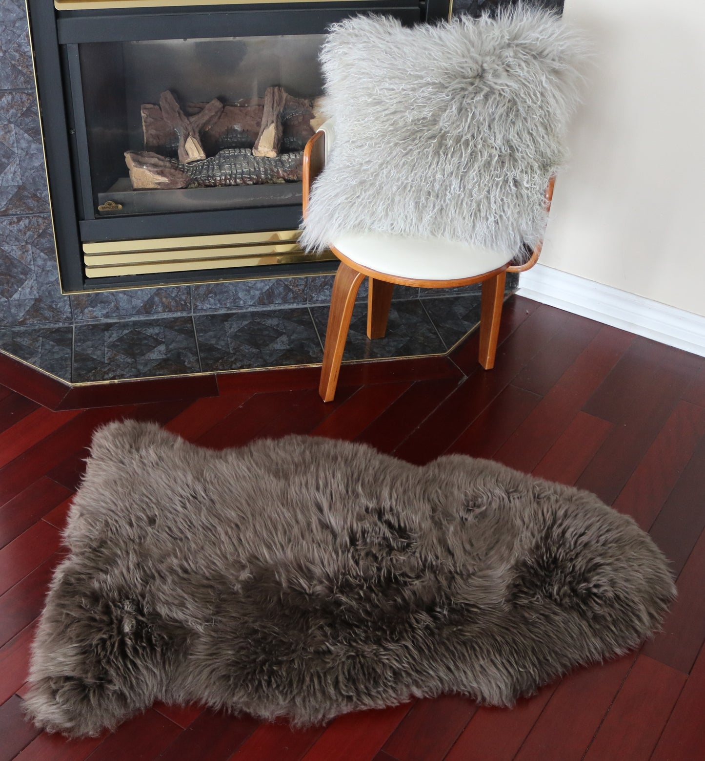 100033 Tapis GRAND peau de Mouton Sheepskin BIG SIZE Collection Quebecuir Premium BROWN  X 1