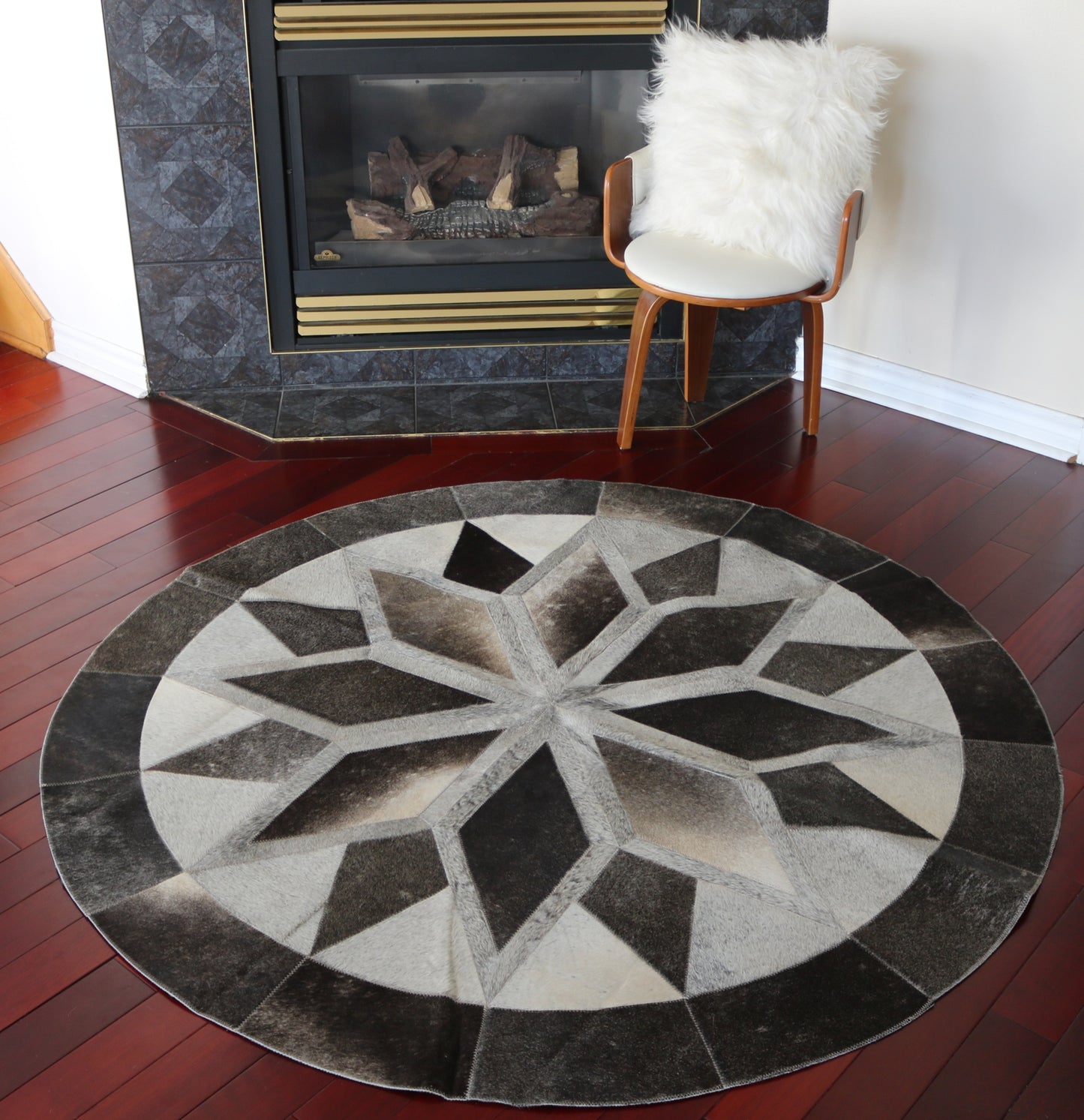 100057 Cowhide rug patchwork Collection Quebecuir Premium MANDALA ROUND   BIG SIZE XXL