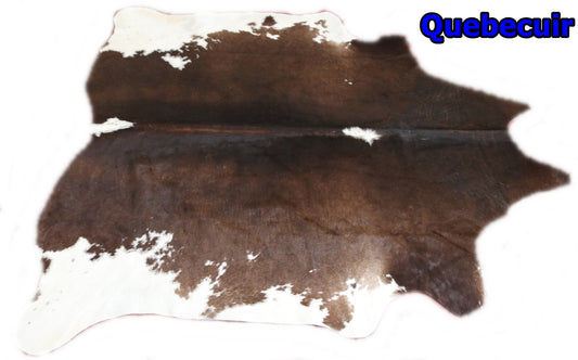 98510 - Cowhide Rug Tapis Peau de Vache   - Collection Quebecuir Premium