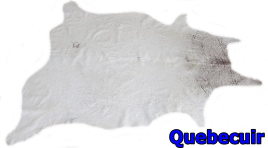 98526 - Cowhide Rug Tapis Peau de Vache  - Collection Quebecuir Premium