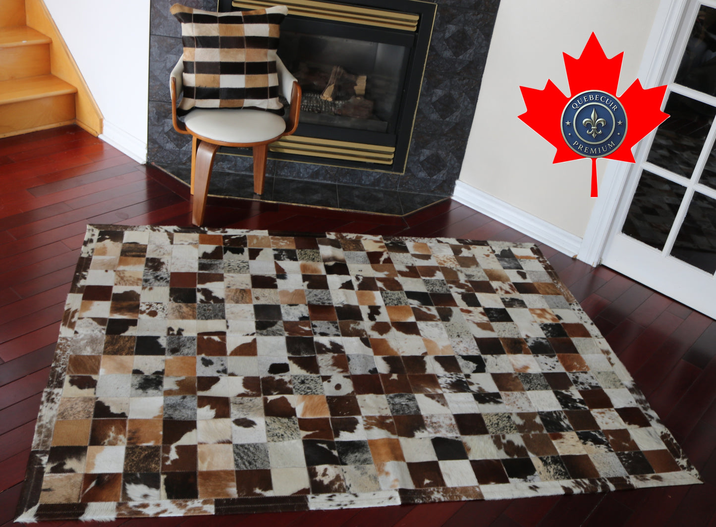 301085 Cowhide  Patchwork Rug.  Collection Quebecuir Premium