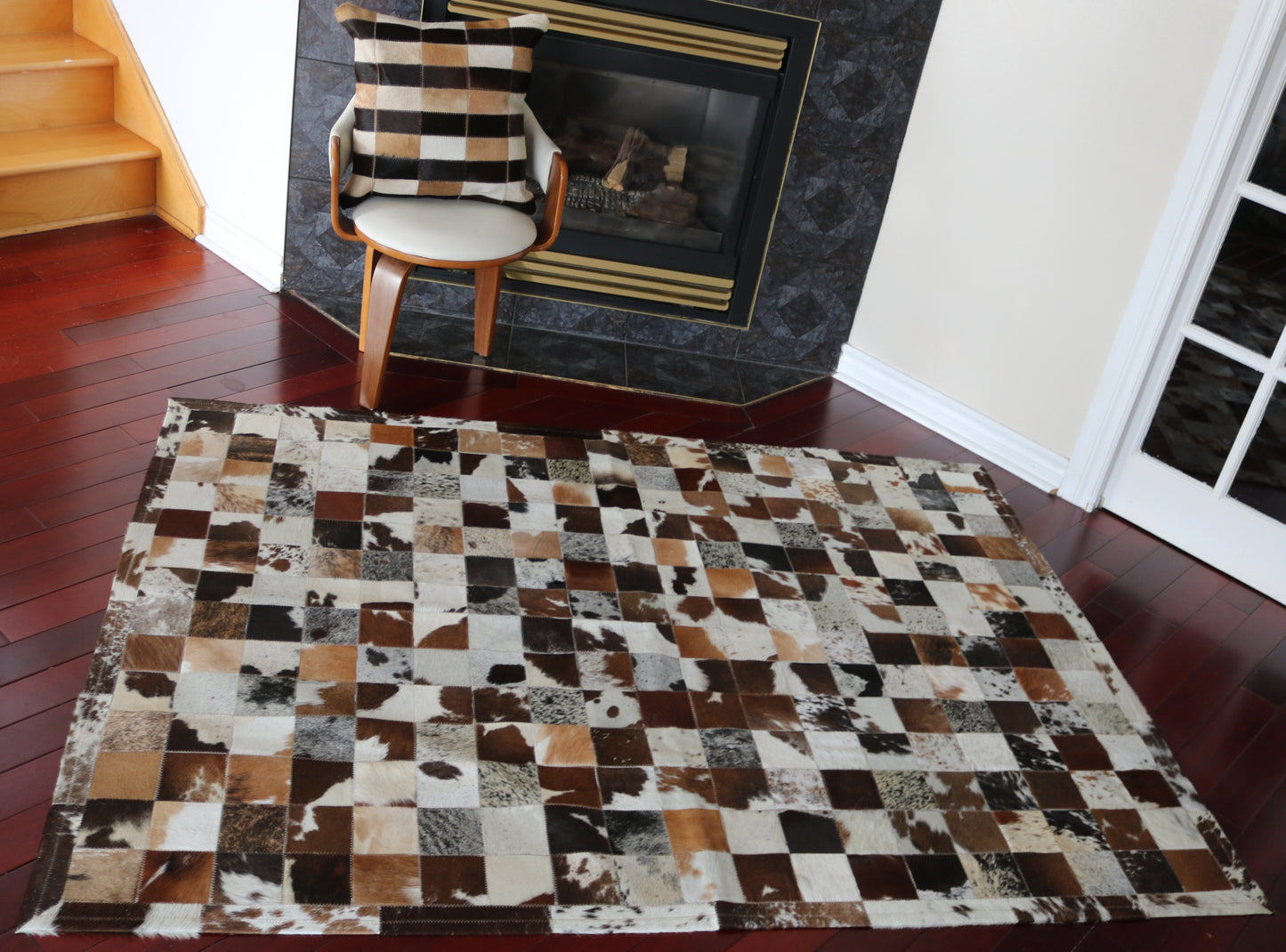 301085 Cowhide  Patchwork Rug.  Collection Quebecuir Premium