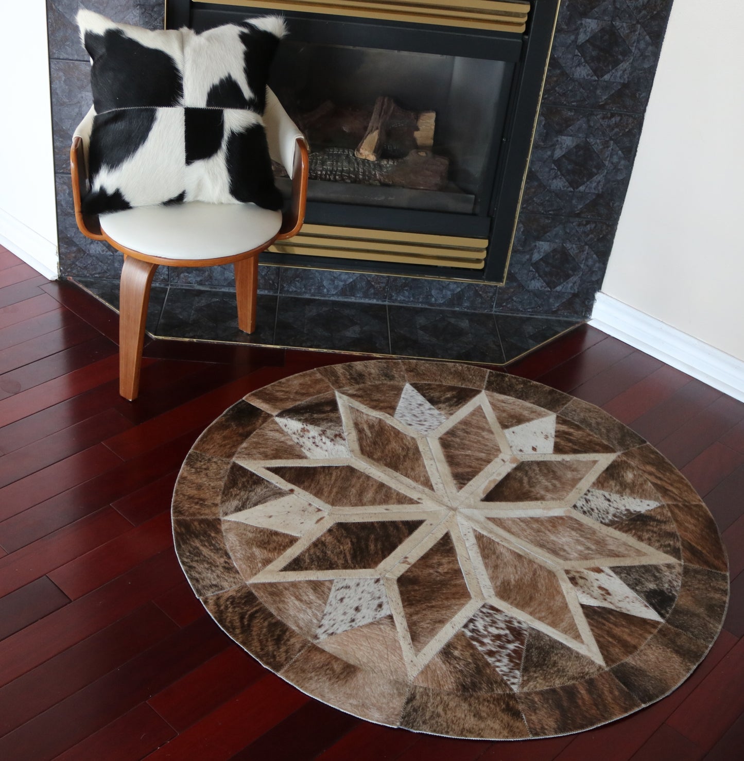 301090 Cowhide rug patchwork Collection Quebecuir Premium MANDALA ROUND