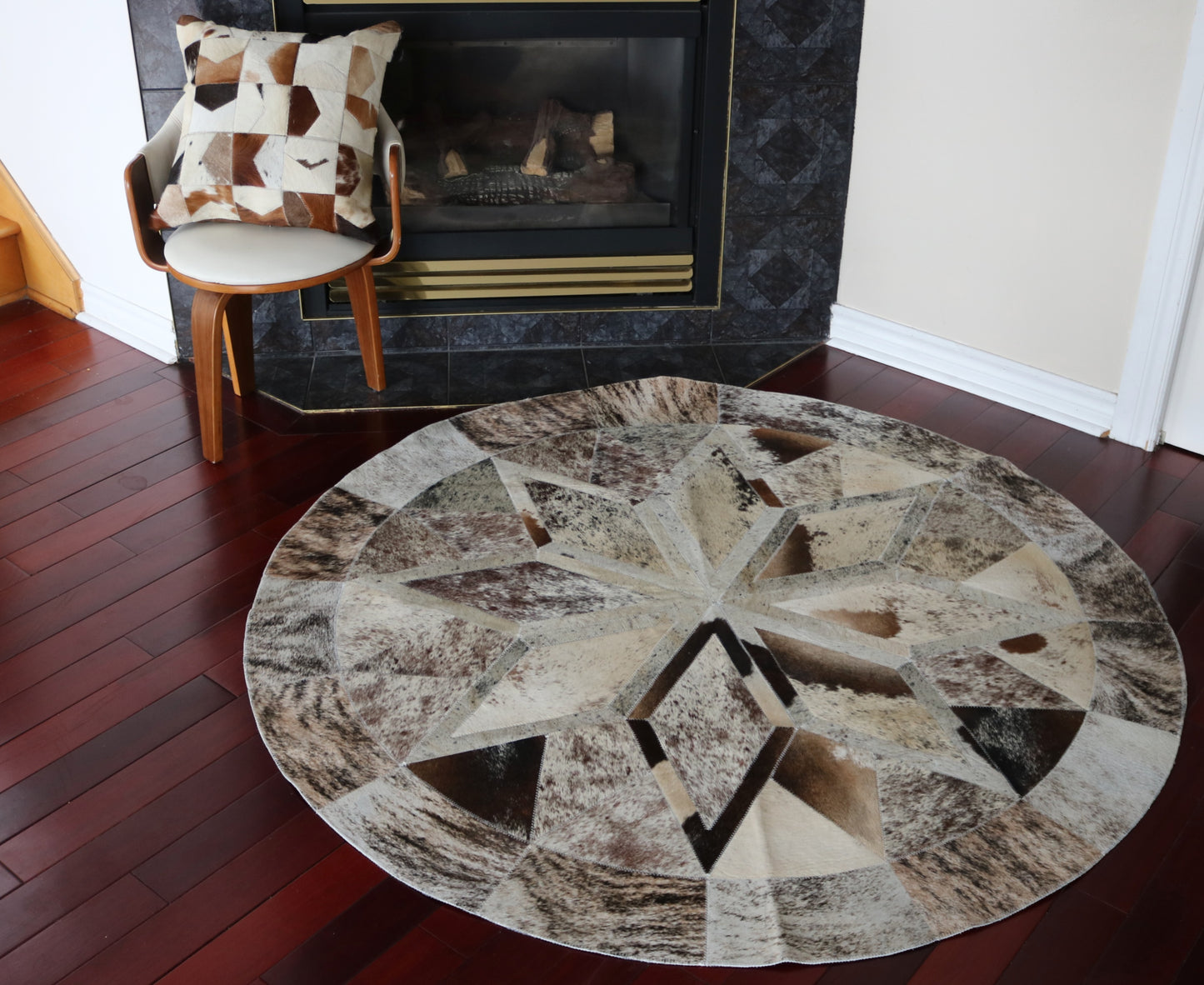 301131 Cowhide rug patchwork Collection Quebecuir Premium MANDALA ROUND  BIG SIZE XXXL