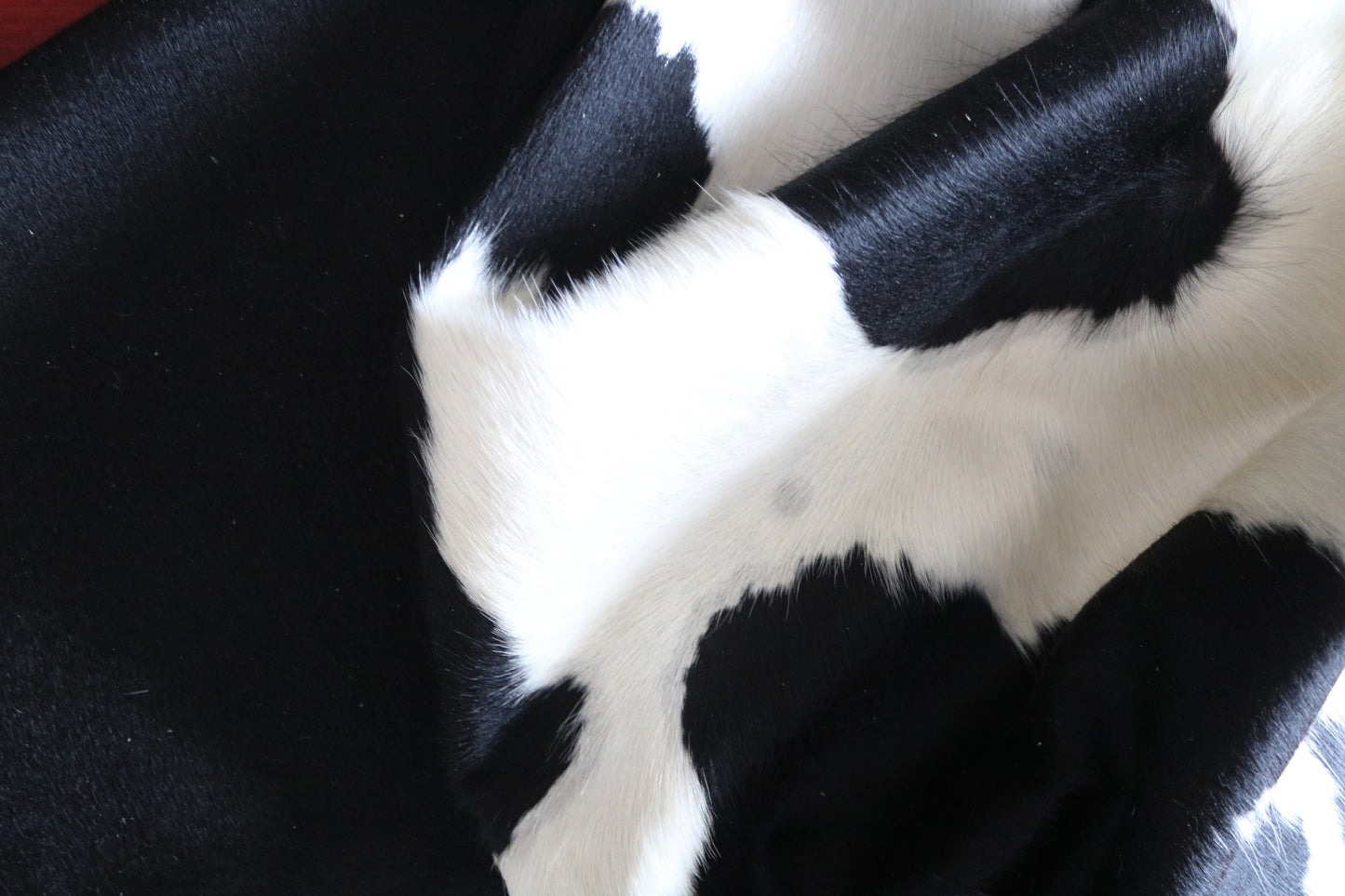 100150-   Cowhide Rug - BLACK & WHITE Quebecuir Premium Collection