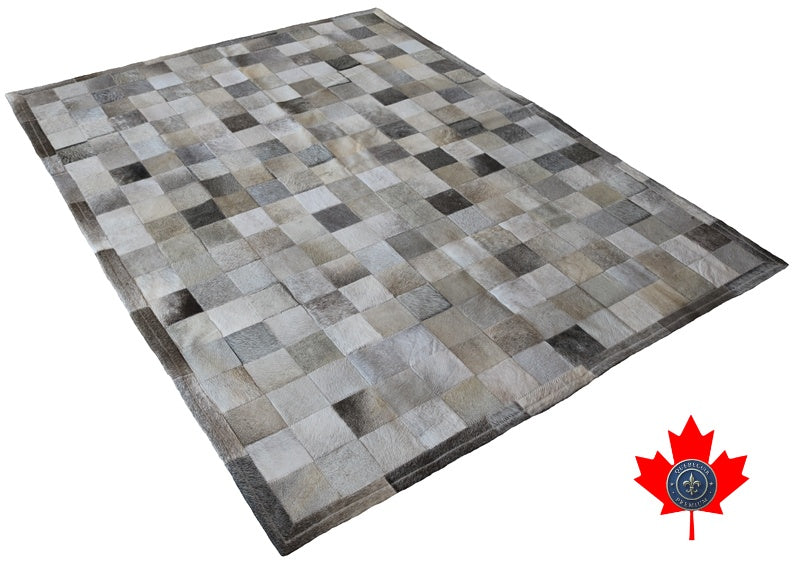 100063 Cowhide  Patchwork Rug.  Collection Quebecuir Premium