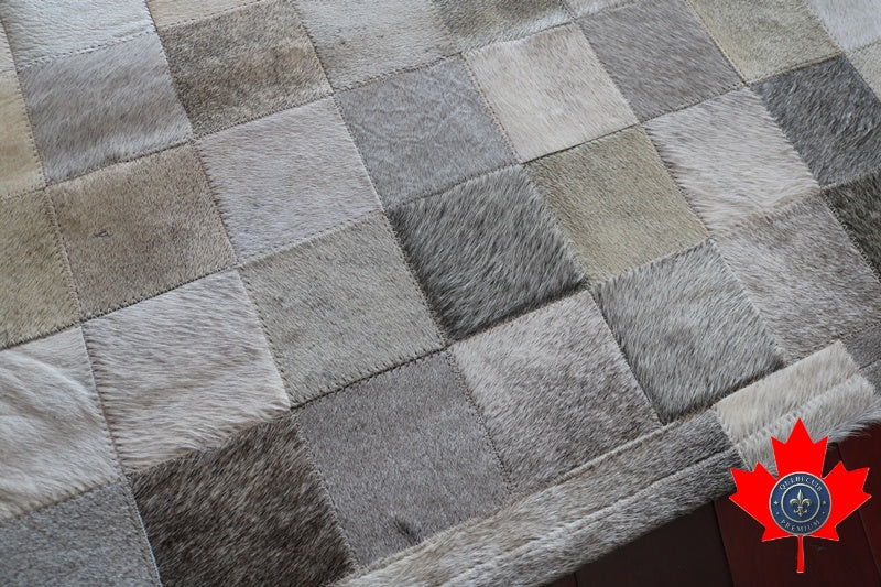 100063 Cowhide  Patchwork Rug.  Collection Quebecuir Premium