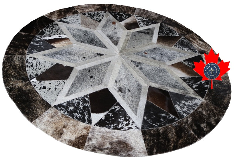100082 Round Cowhide patchwork rug. tAPIS PEAU DE VACHE  MANDALA. Quebecuir Collection Premium