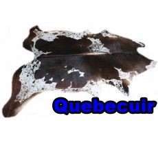 A 70733 Cowhide rug Tapis peau de vache Collection Quebecuir Premium